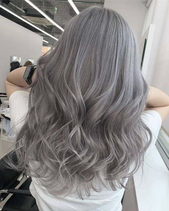 رنگ مو خاکستری بدون دکلره